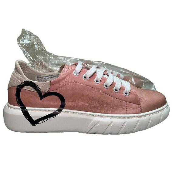 Bueno PINK Women's Leather Sneakers US 8 EU 39 Low Top Heart - Picture 1 of 9